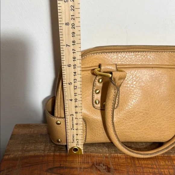 Tommy Hilfiger Y2K Tan Purse - Picture 9 of 9